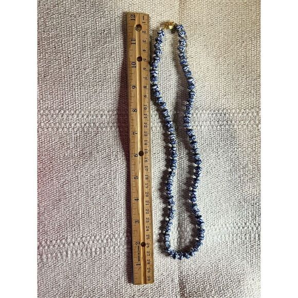 Oriental Glass Beaded Necklace - Picture 4 of 5